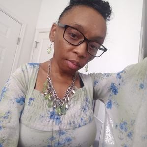 Meet your Posher, Ashanta